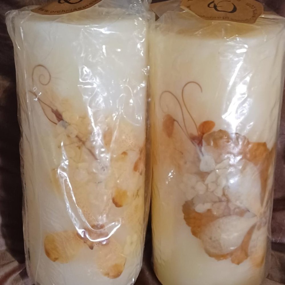2 Orchidae 7' Pressed Flower Pillar Candles